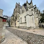 Le Cheverny Between The Banks Of The Loire And Old 公寓 图尔